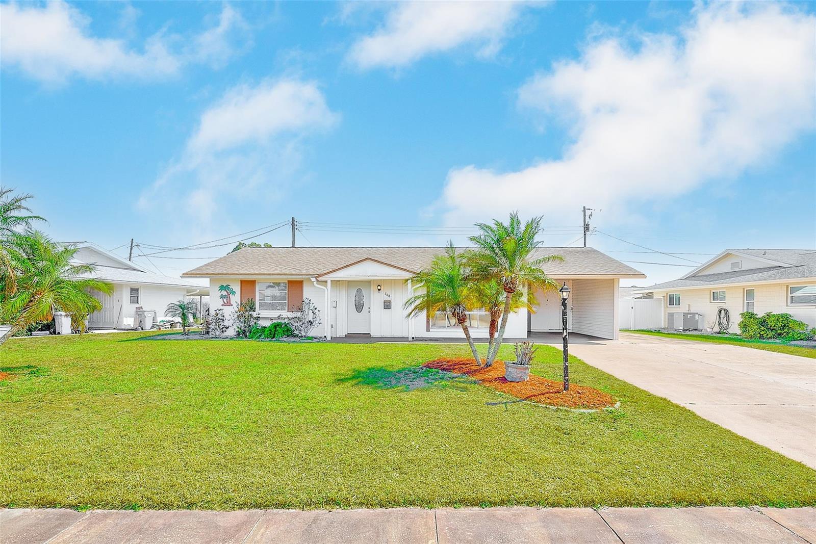 708 Tam O Shanter Avenue, FL