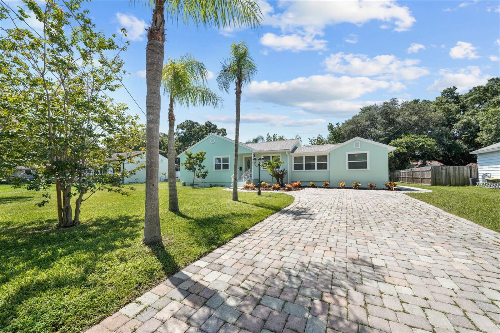 814 Indiana Avenue, FL