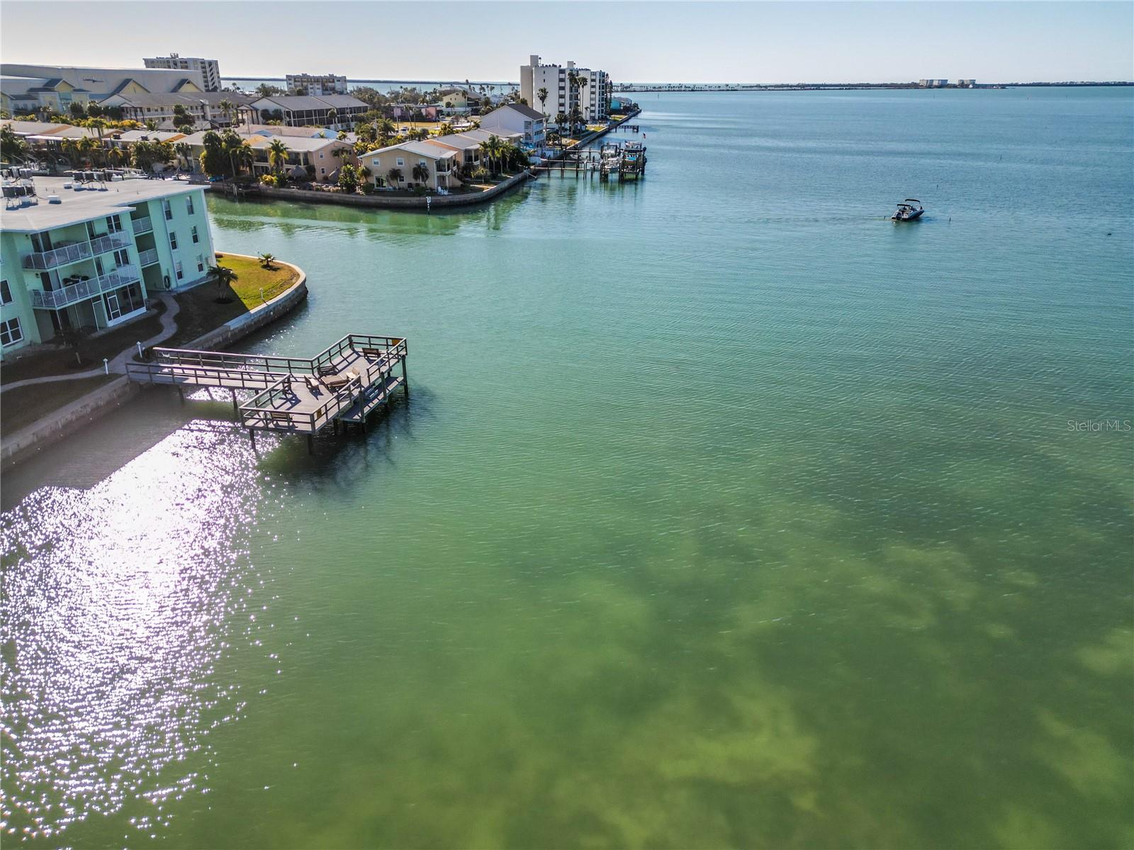 464 Paula Drive, FL