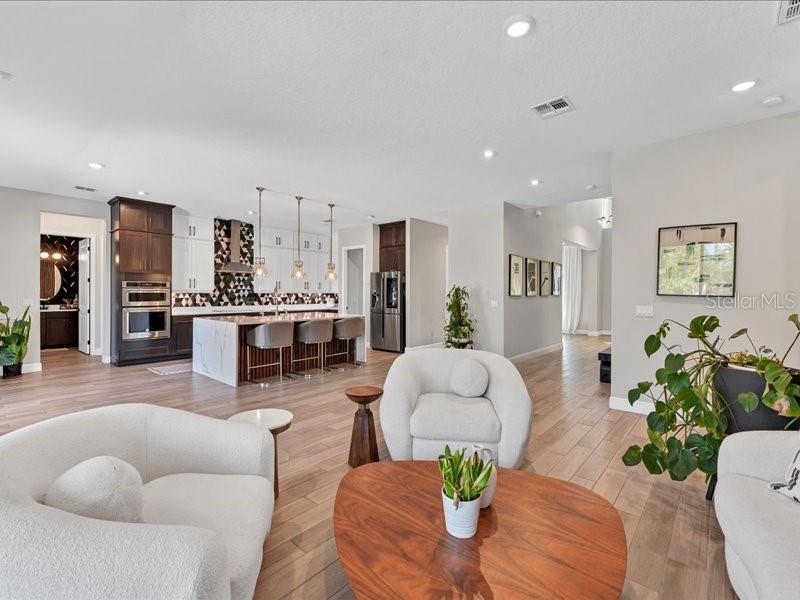 8408 Ludington Circle, FL