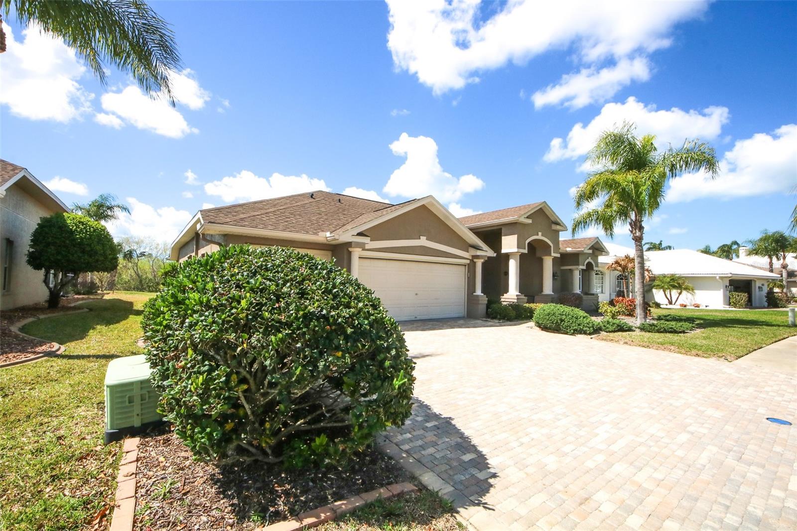 8506 Coral Creek Loop, FL