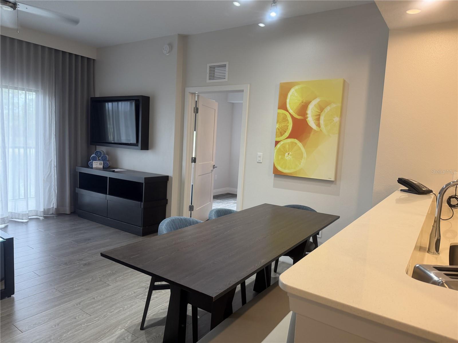 14501 Grove Resort Avenue, FL