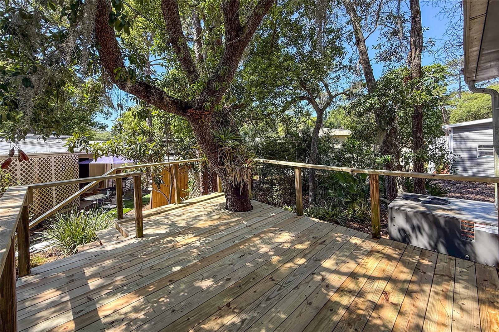 541 Club Court, FL