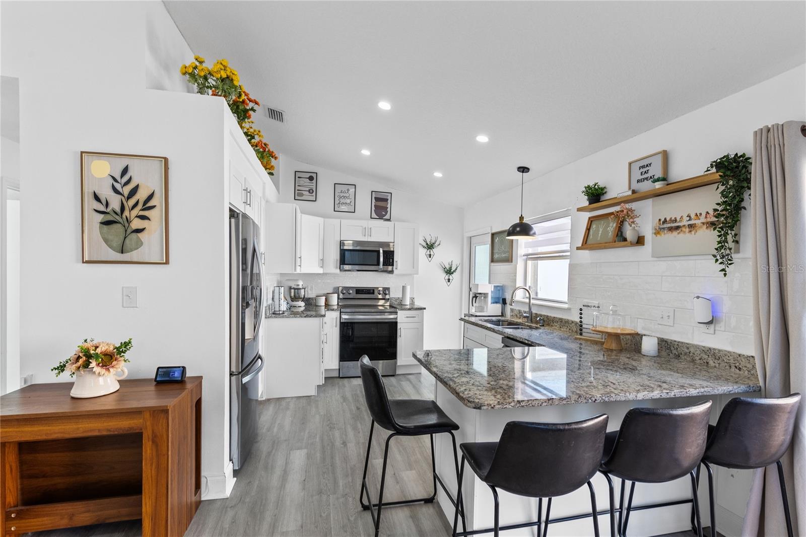 421 Horizon Drive, FL