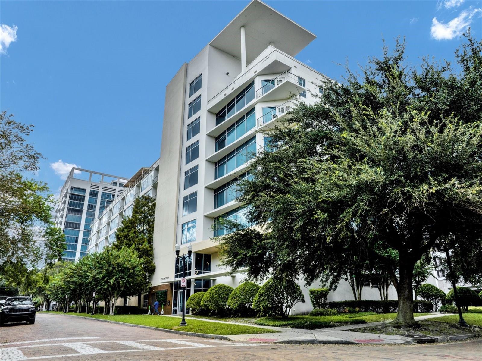 525 Jackson Street, FL