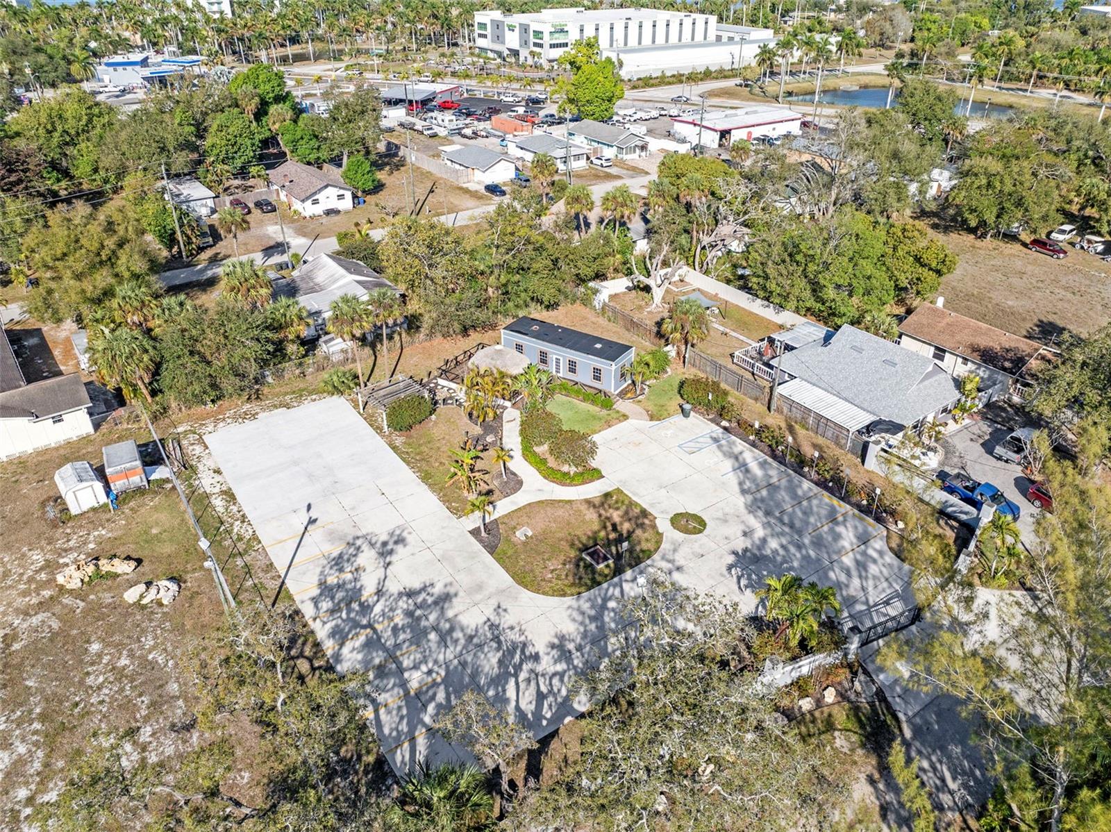 1280 & 1290 Williams Street, FL