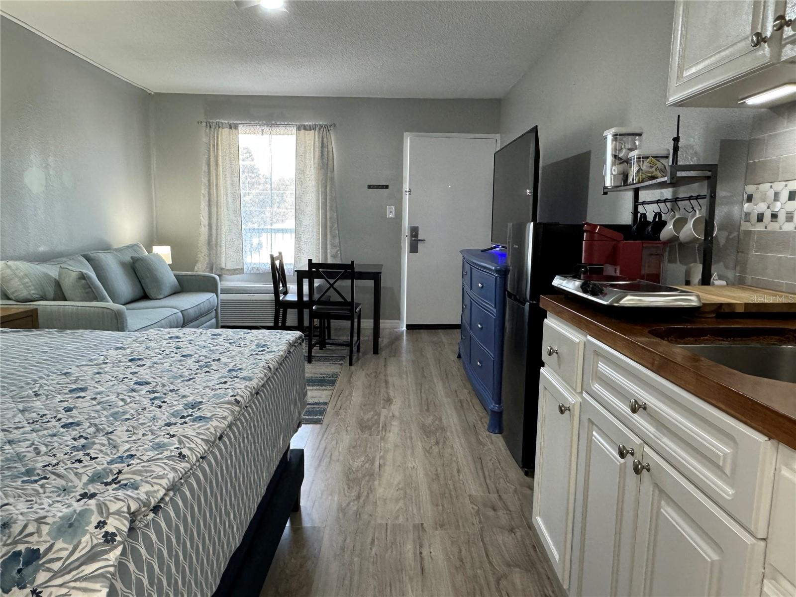 7150 Tamiami Trail, FL