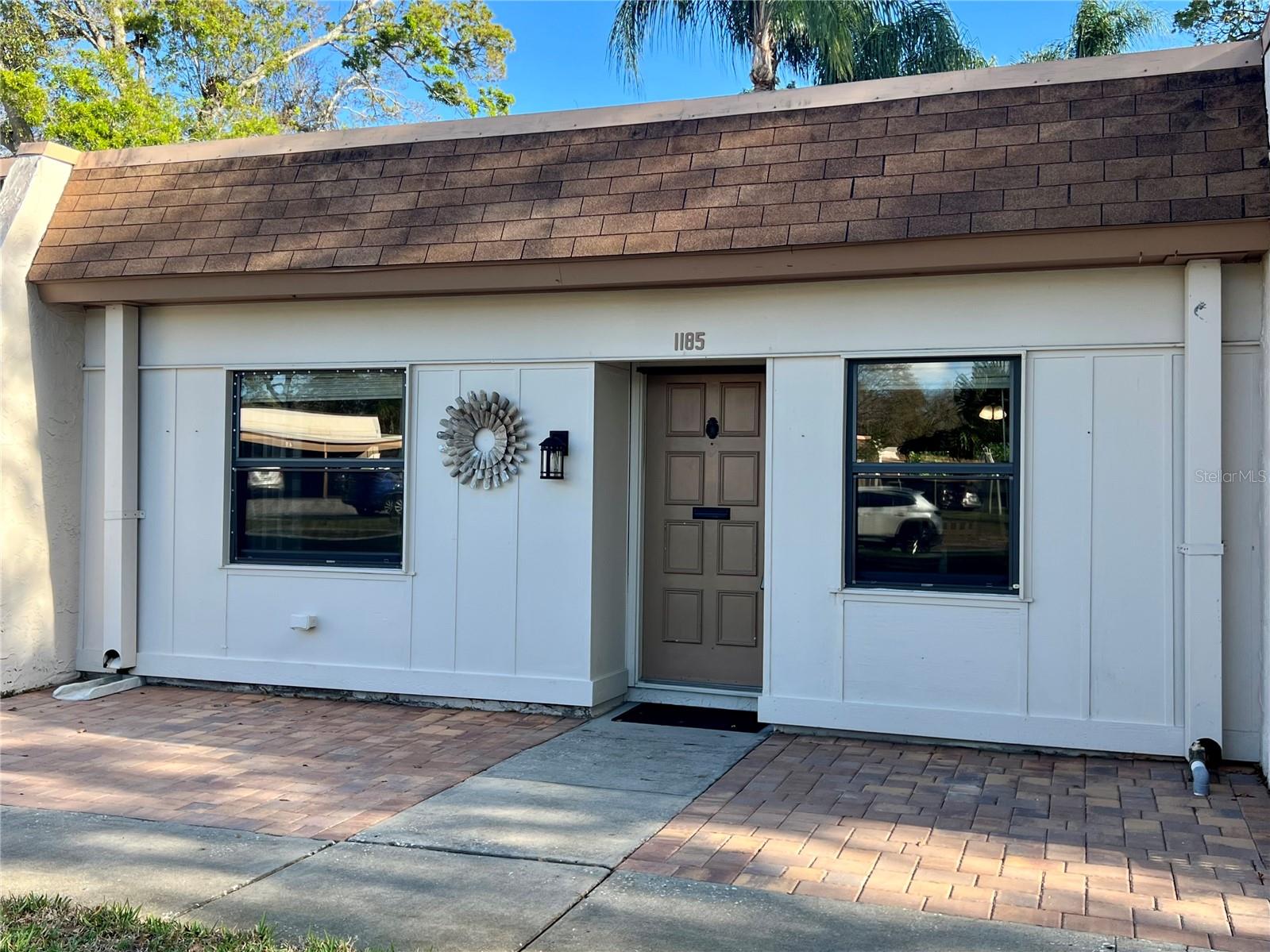 1185 Mission Cir, FL