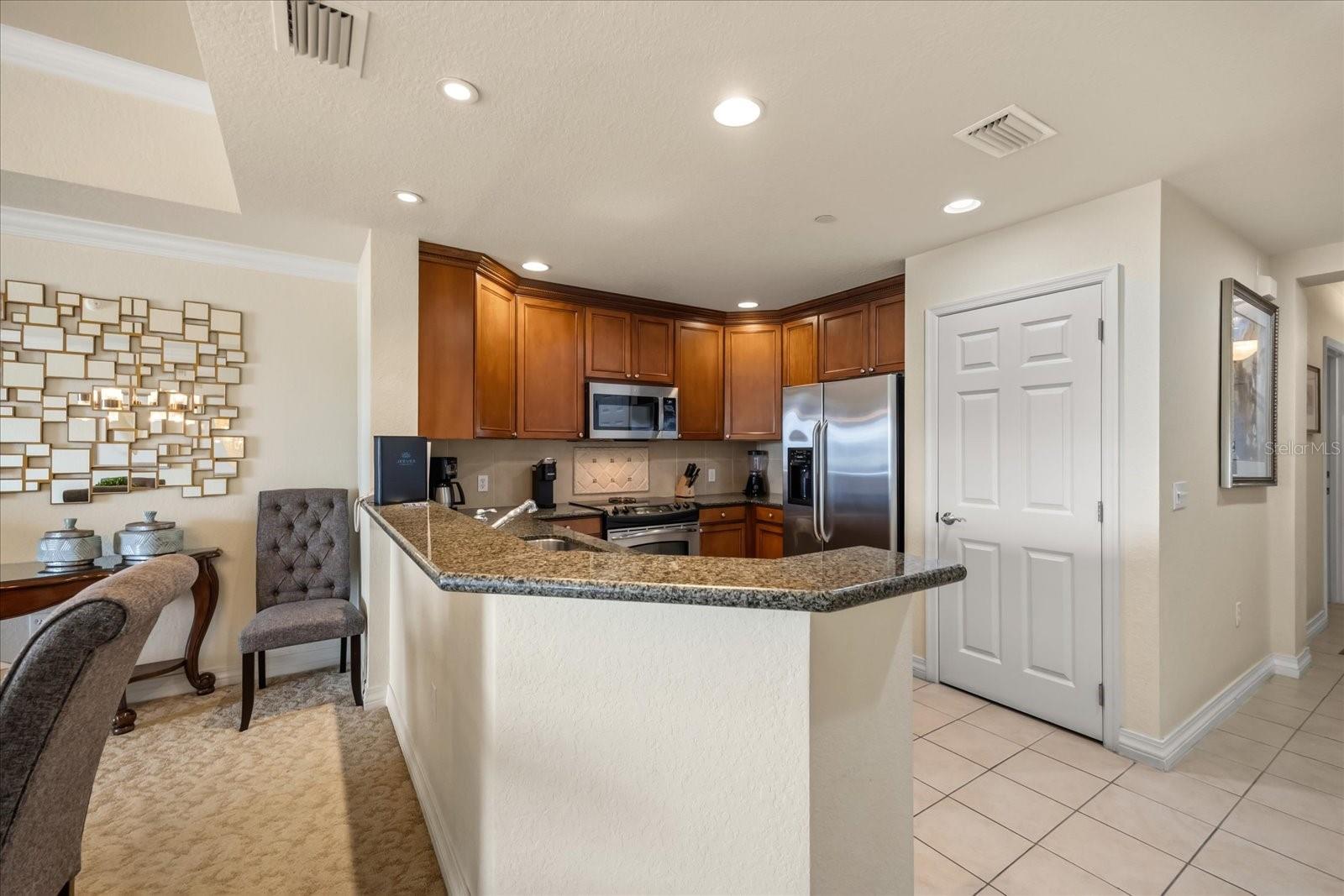 1114 Sunset View Circle, FL