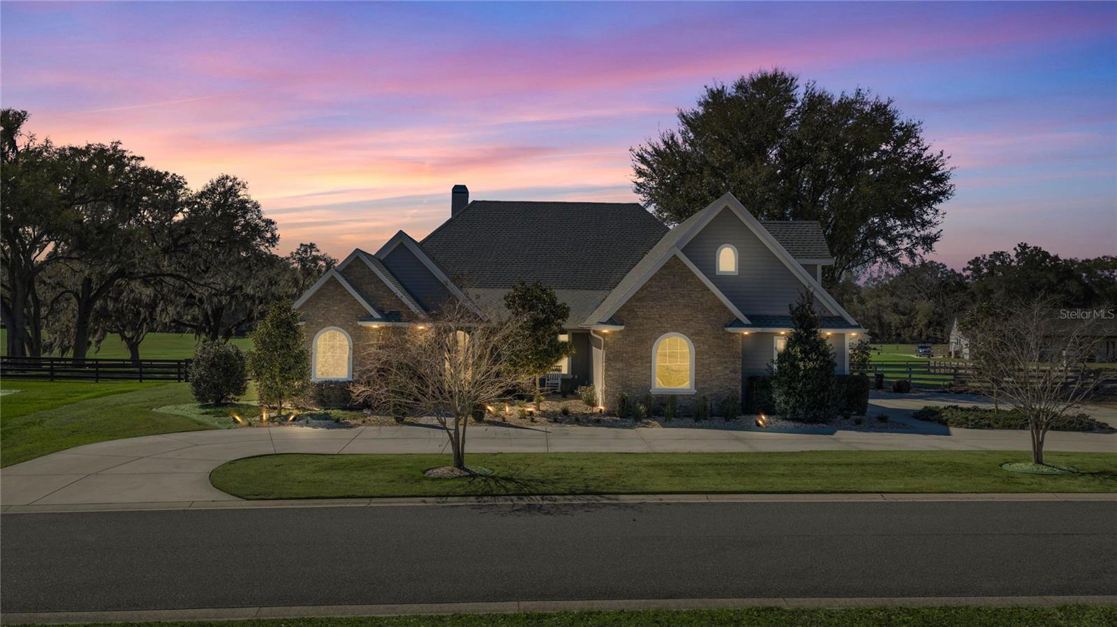 1873 85th Loop, FL