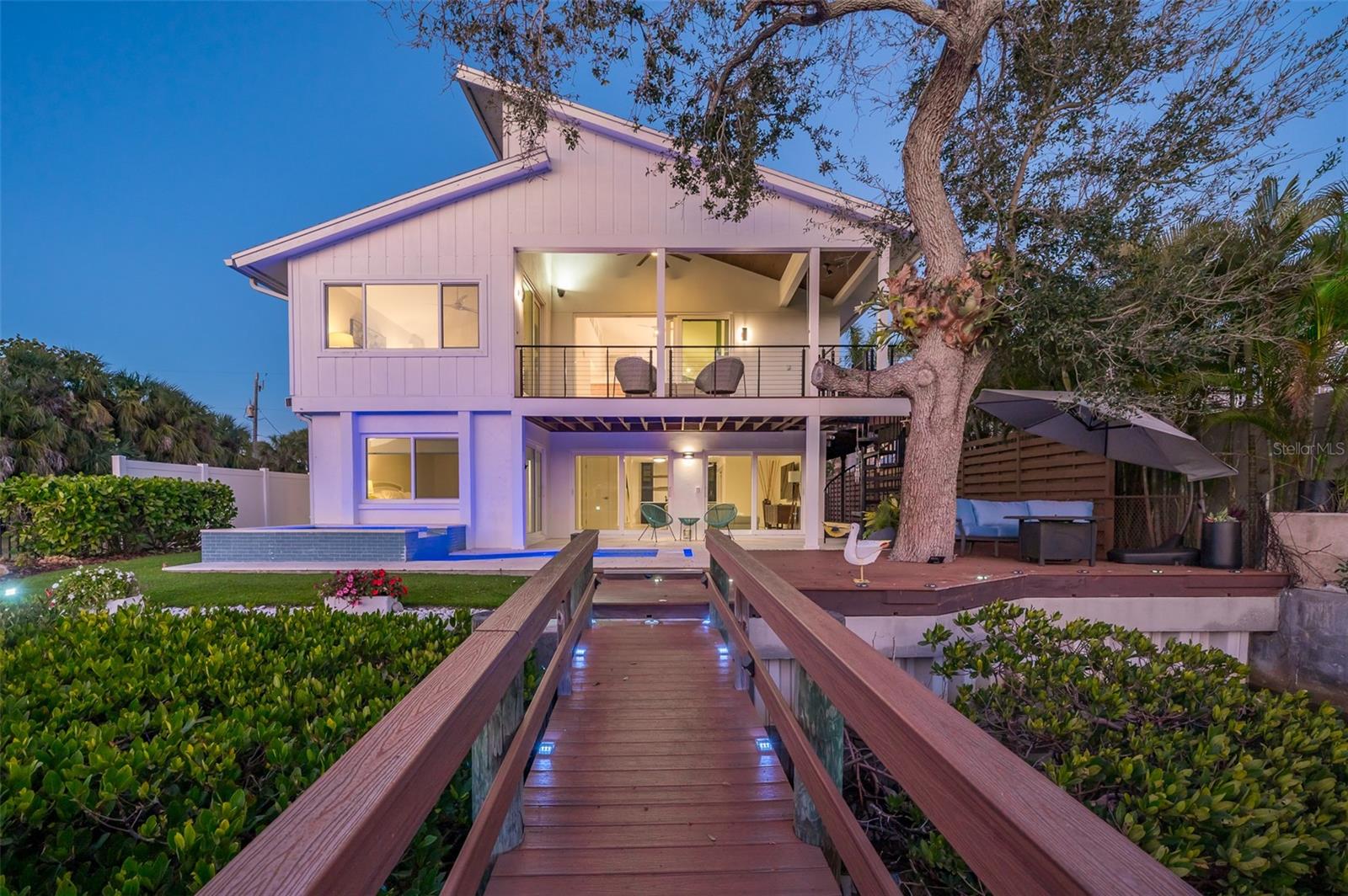 4938 Commonwealth Drive, FL