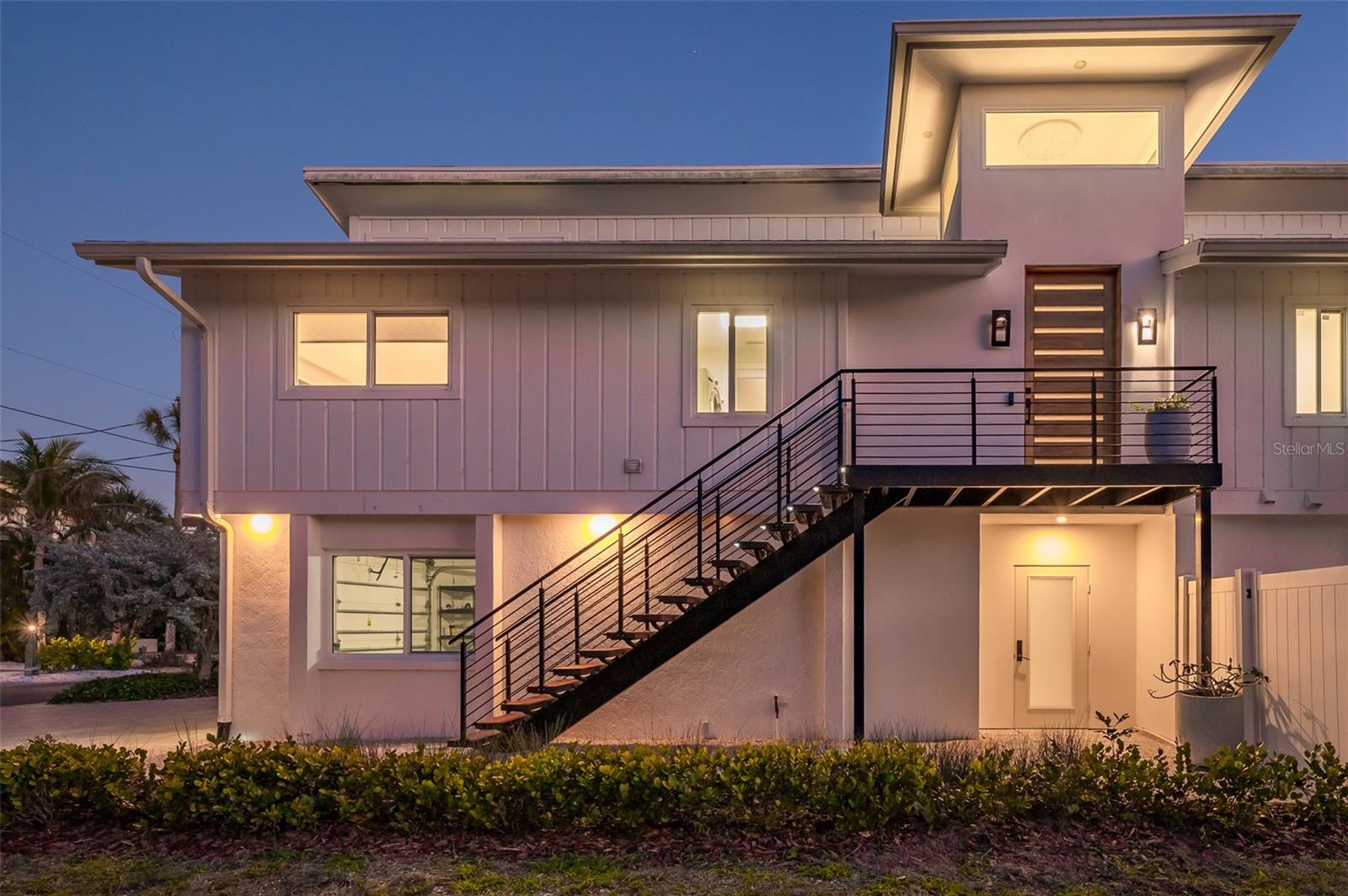 4938 Commonwealth Drive, FL