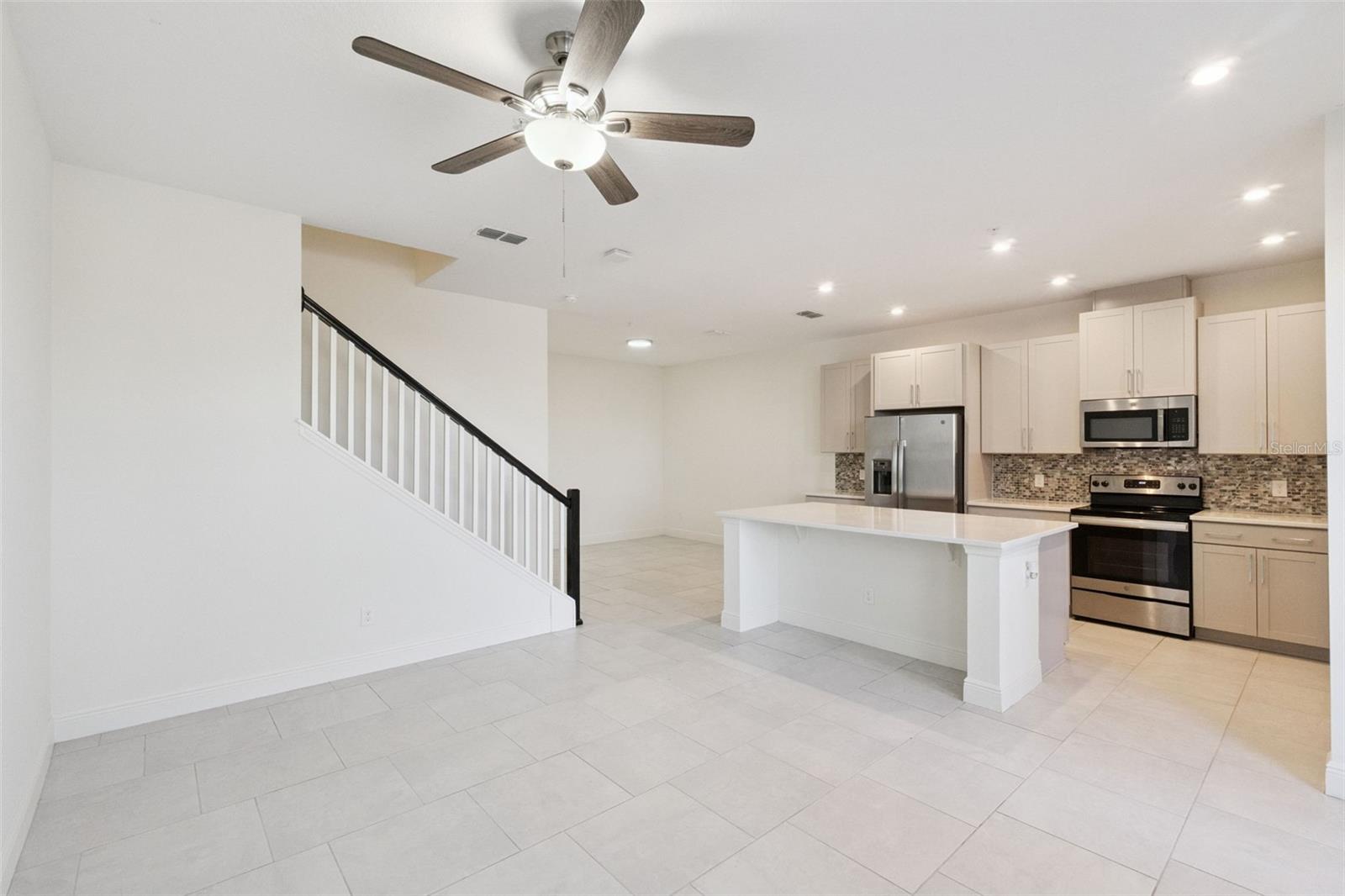 14235 Kellogg Avenue, FL