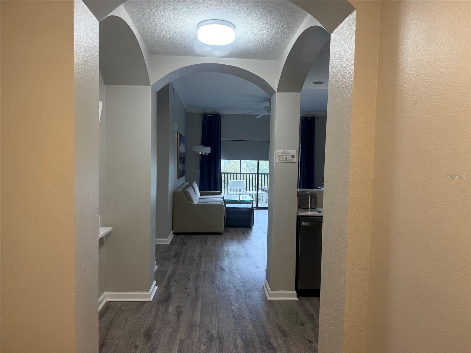 14501 Grove Resort Avenue, FL