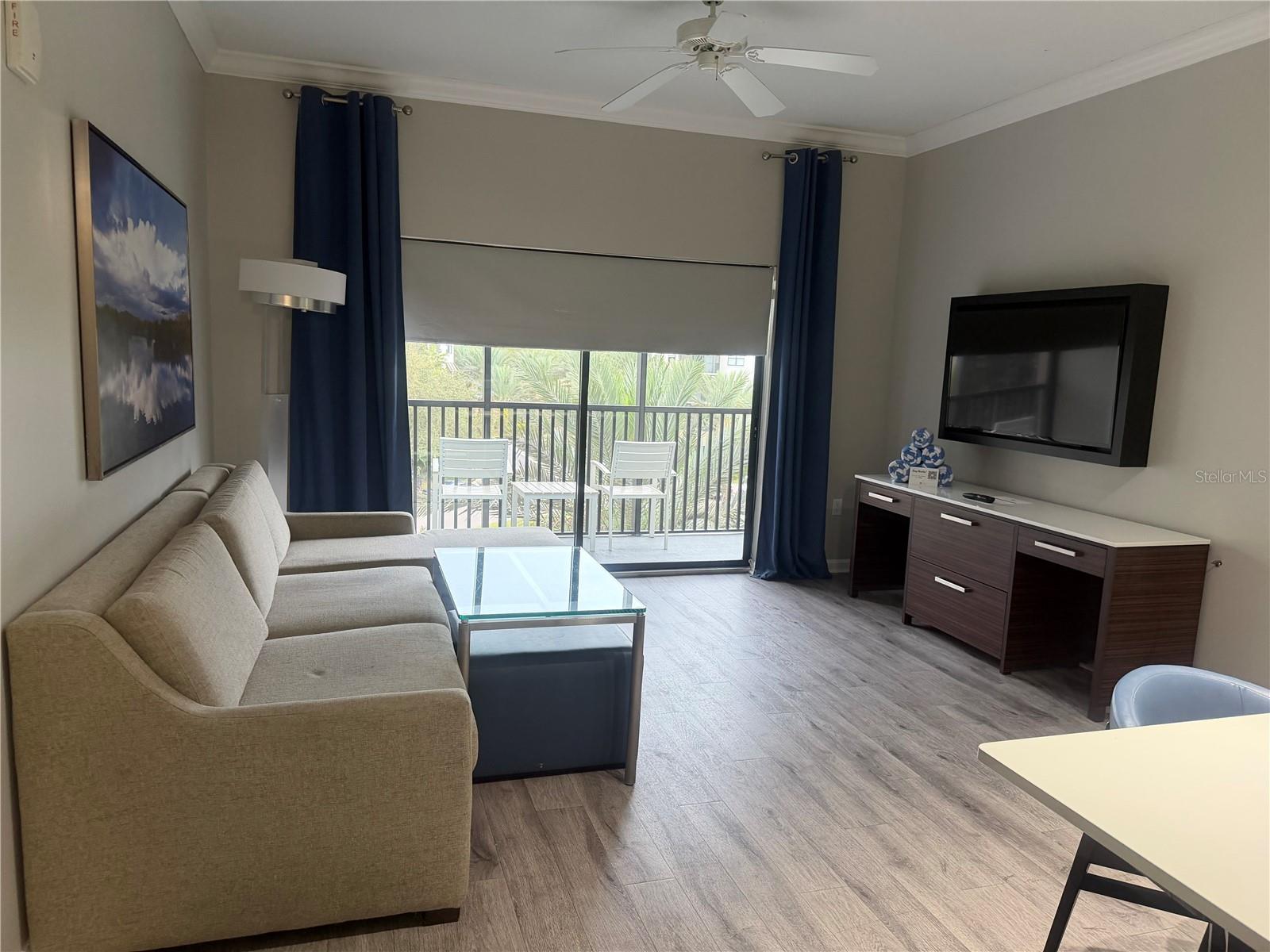 14501 Grove Resort Avenue, FL
