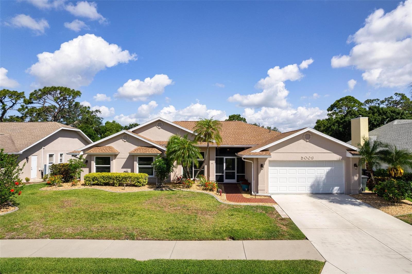5009 Southern Pine Circle, FL