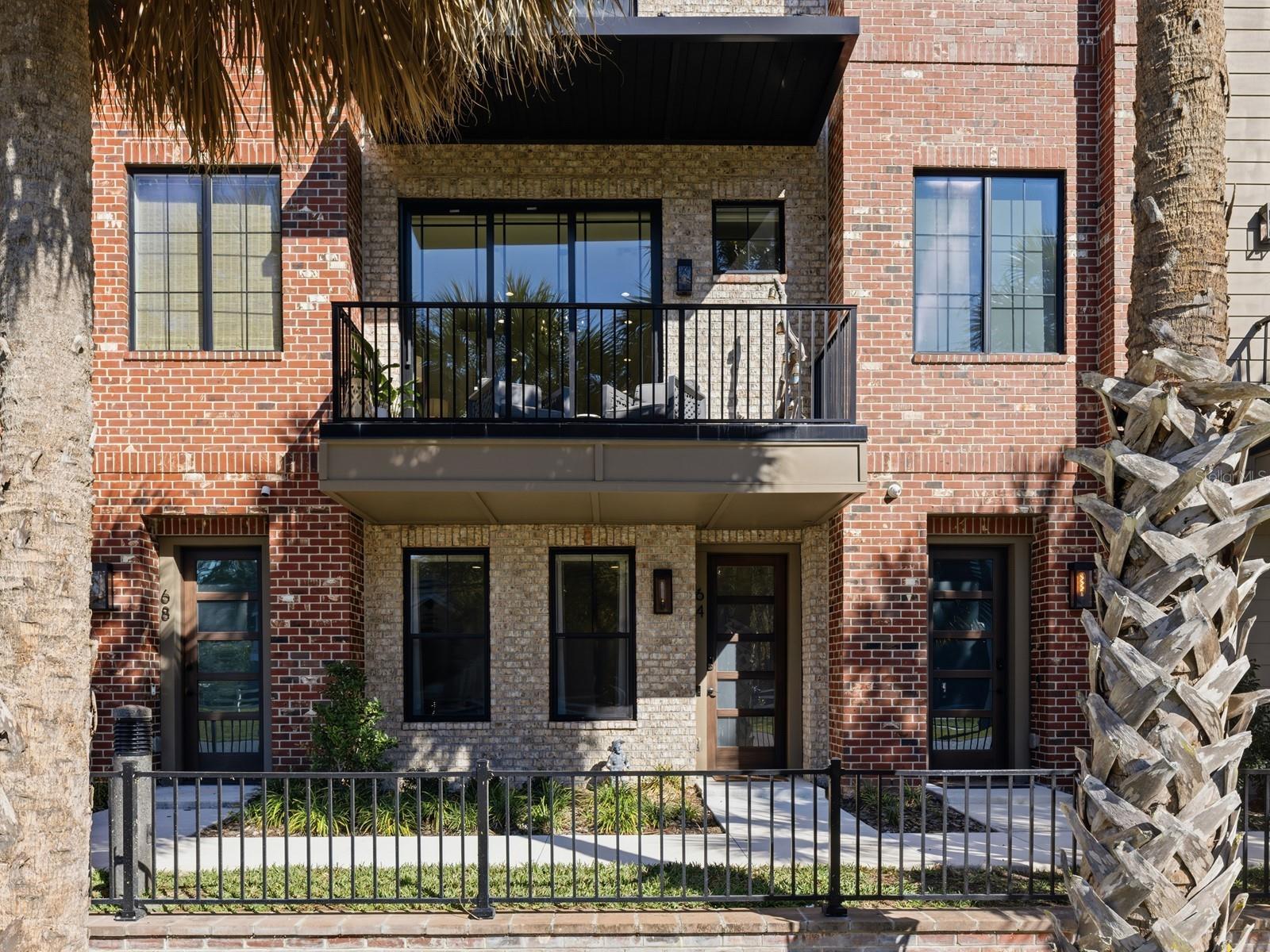 64 Park Avenue, FL