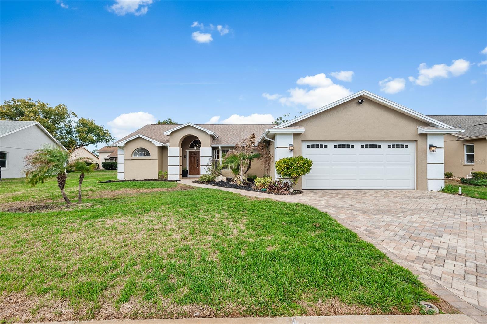 8353 Pavilion Dr, FL