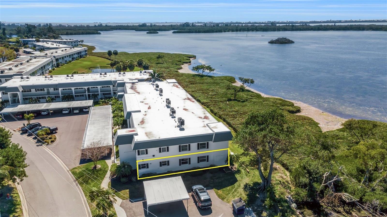 4704 Independence Drive, FL