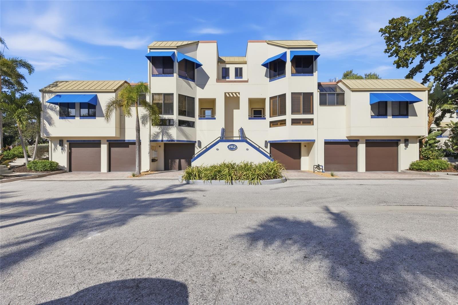1912 Harbourside Dr #604, FL