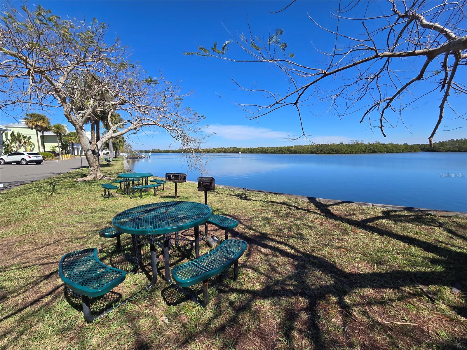 611 Destiny Drive, FL