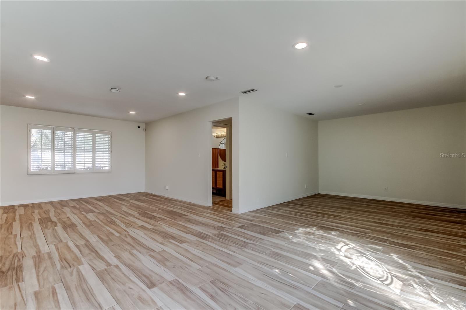 3936 Eden Roc Circle, FL