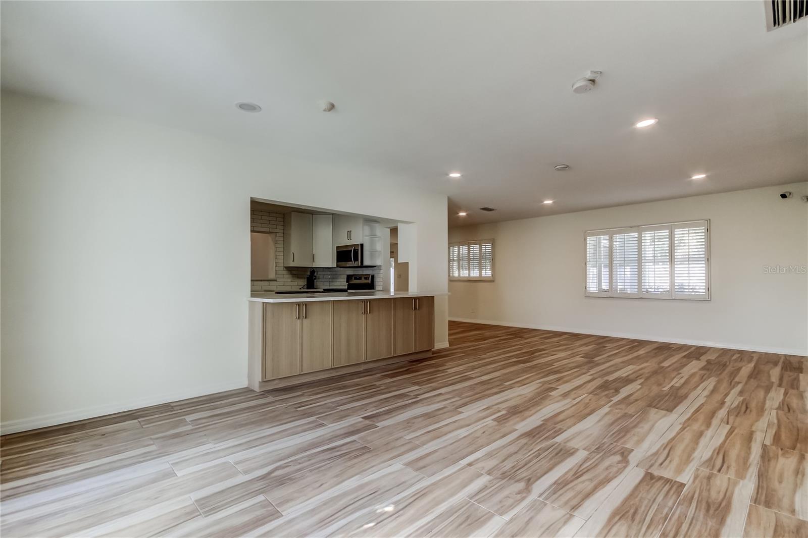 3936 Eden Roc Circle, FL