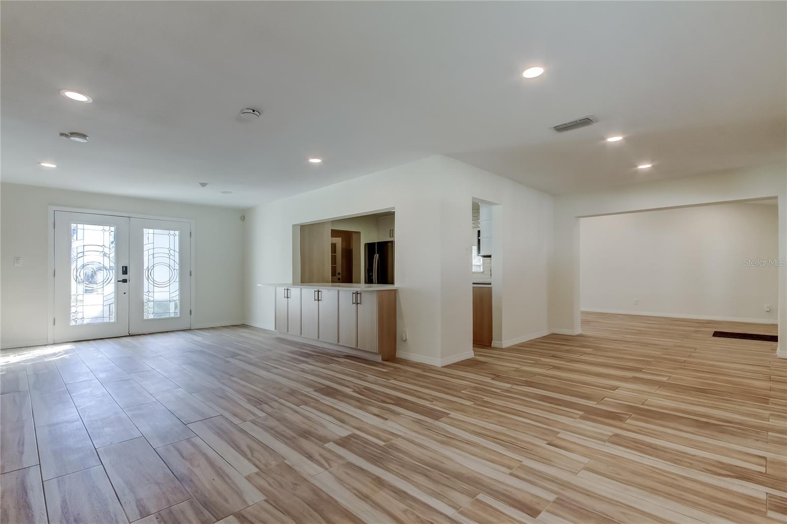 3936 Eden Roc Circle, FL