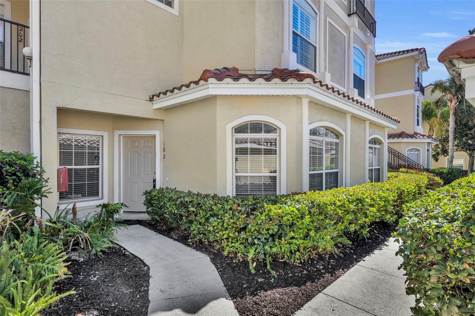 676 Sandy Neck Ln #102, FL