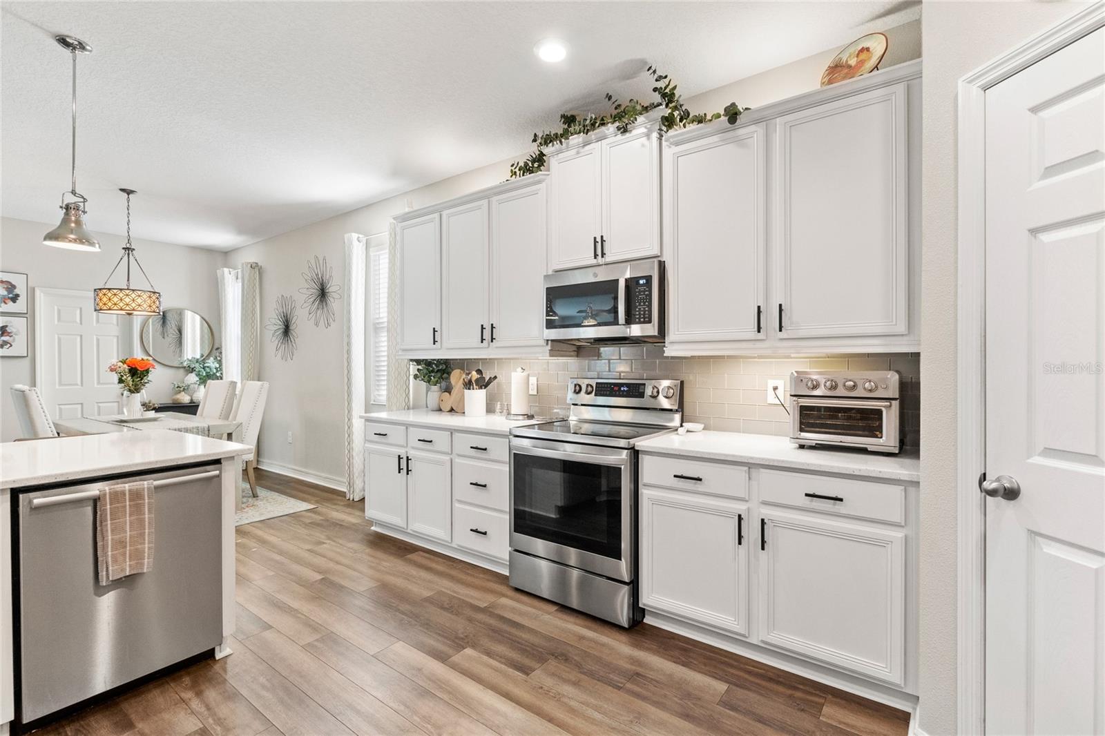 14372 Breda Center Loop, FL