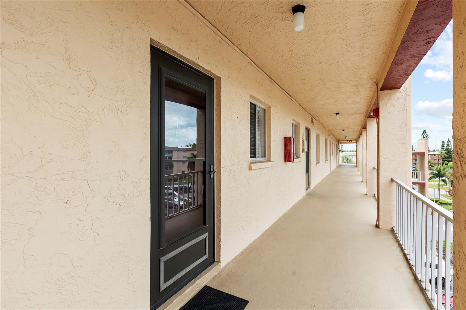 3959 Lake Bayshore Drive, FL