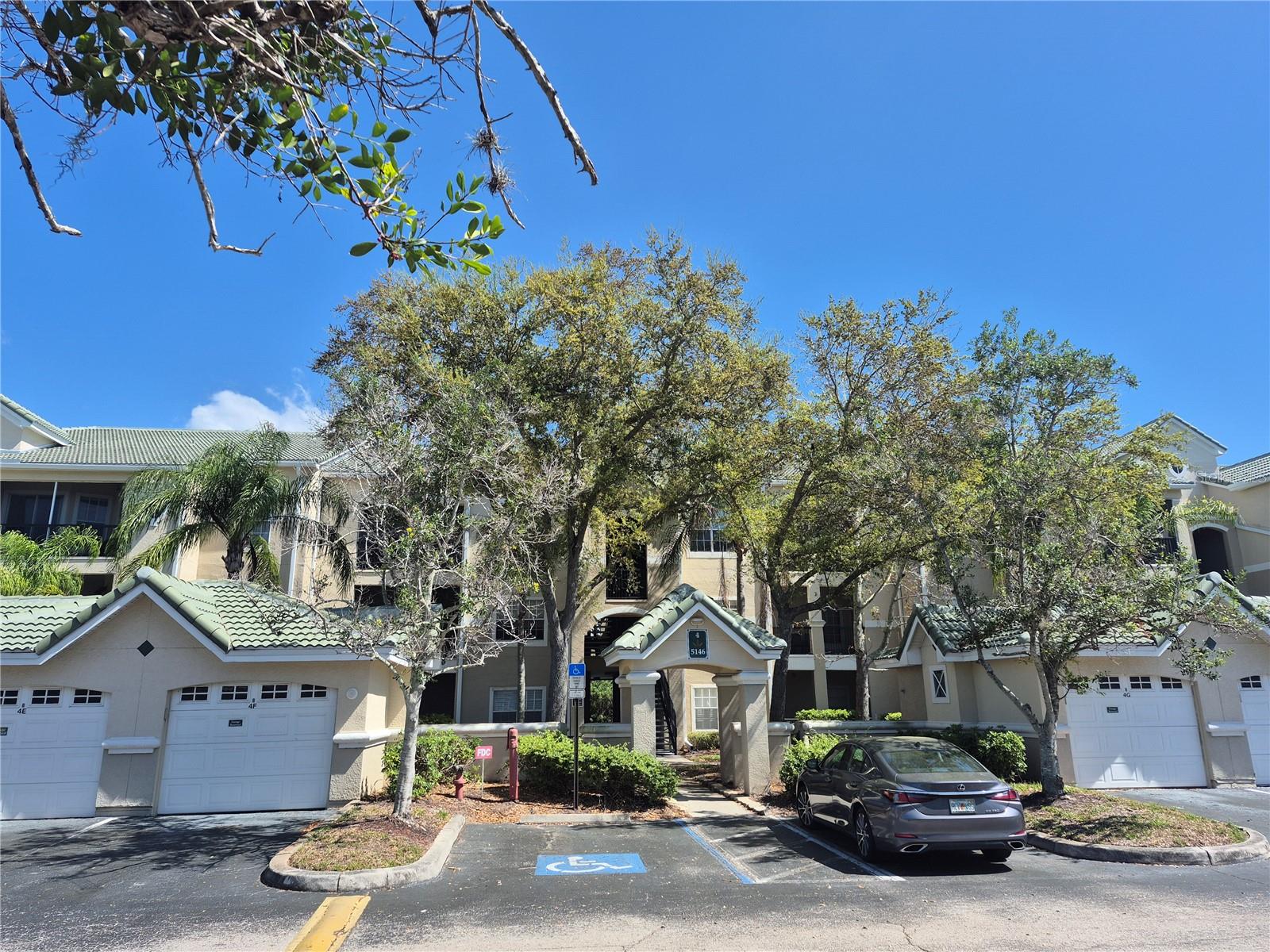 5146 Northridge Rd #309, FL