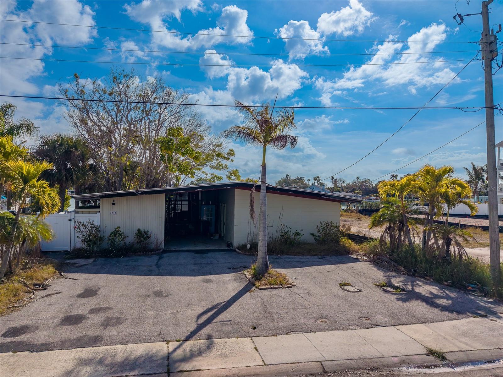 1217 Bay Shore Blvd, FL