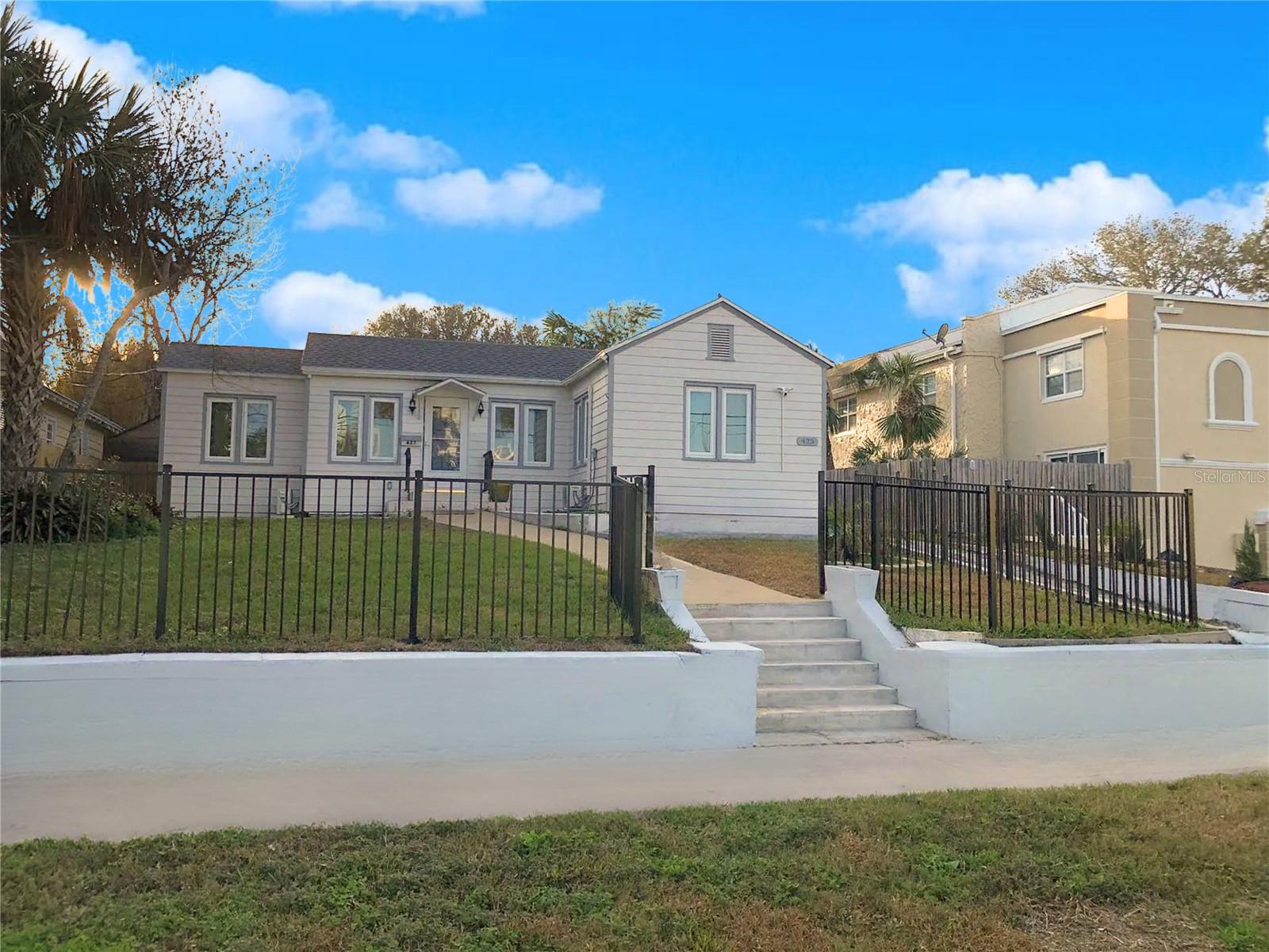 425 N Oleander Ave, FL