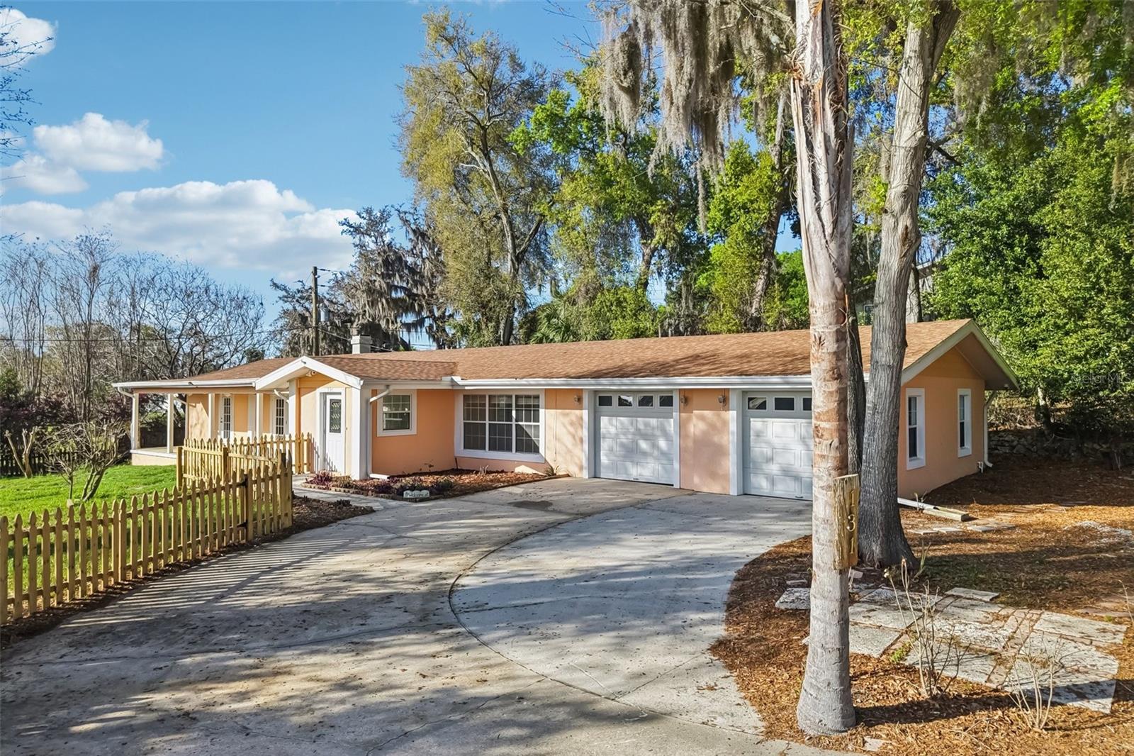 131 E Palmetto Ave, FL