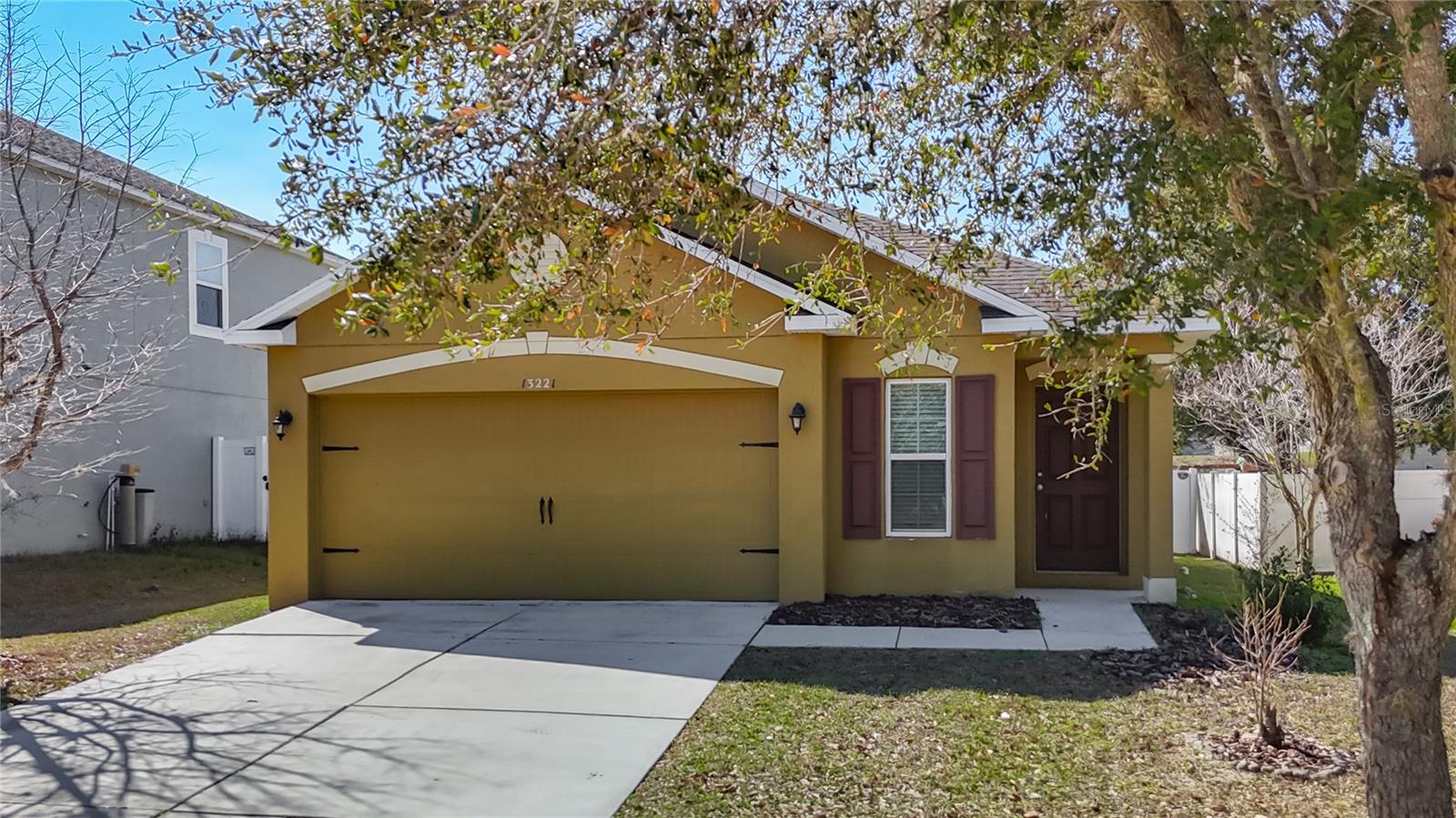 13221 Waterford Castle Drive, FL