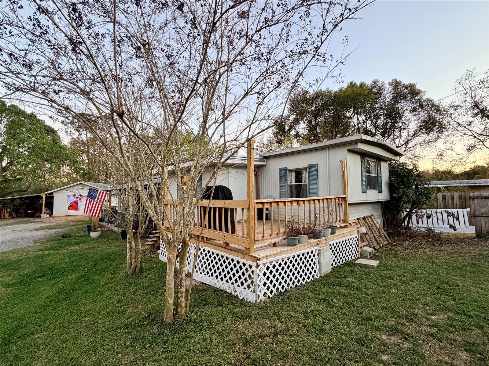 498 King Charles Circle, FL