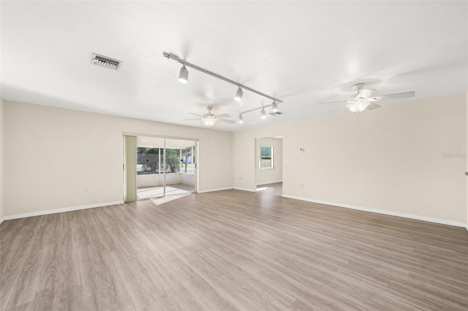 1273 Woodbury Avenue, FL