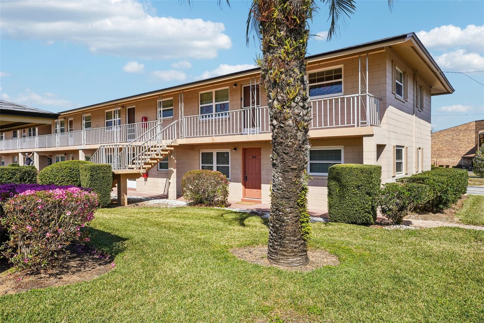 1100 E Caroline St #106, FL