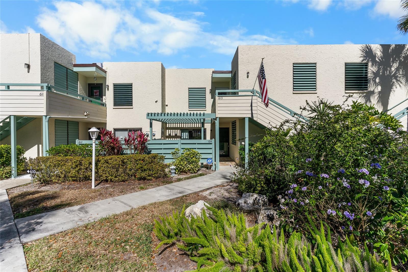 614 Spring Lakes Boulevard, FL