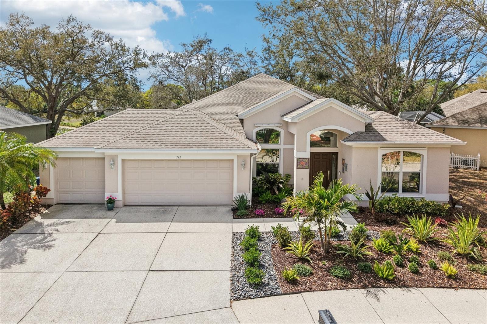 742 Shorecrest Drive, FL