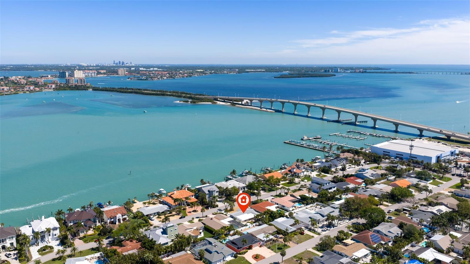 290 1st St W, FL