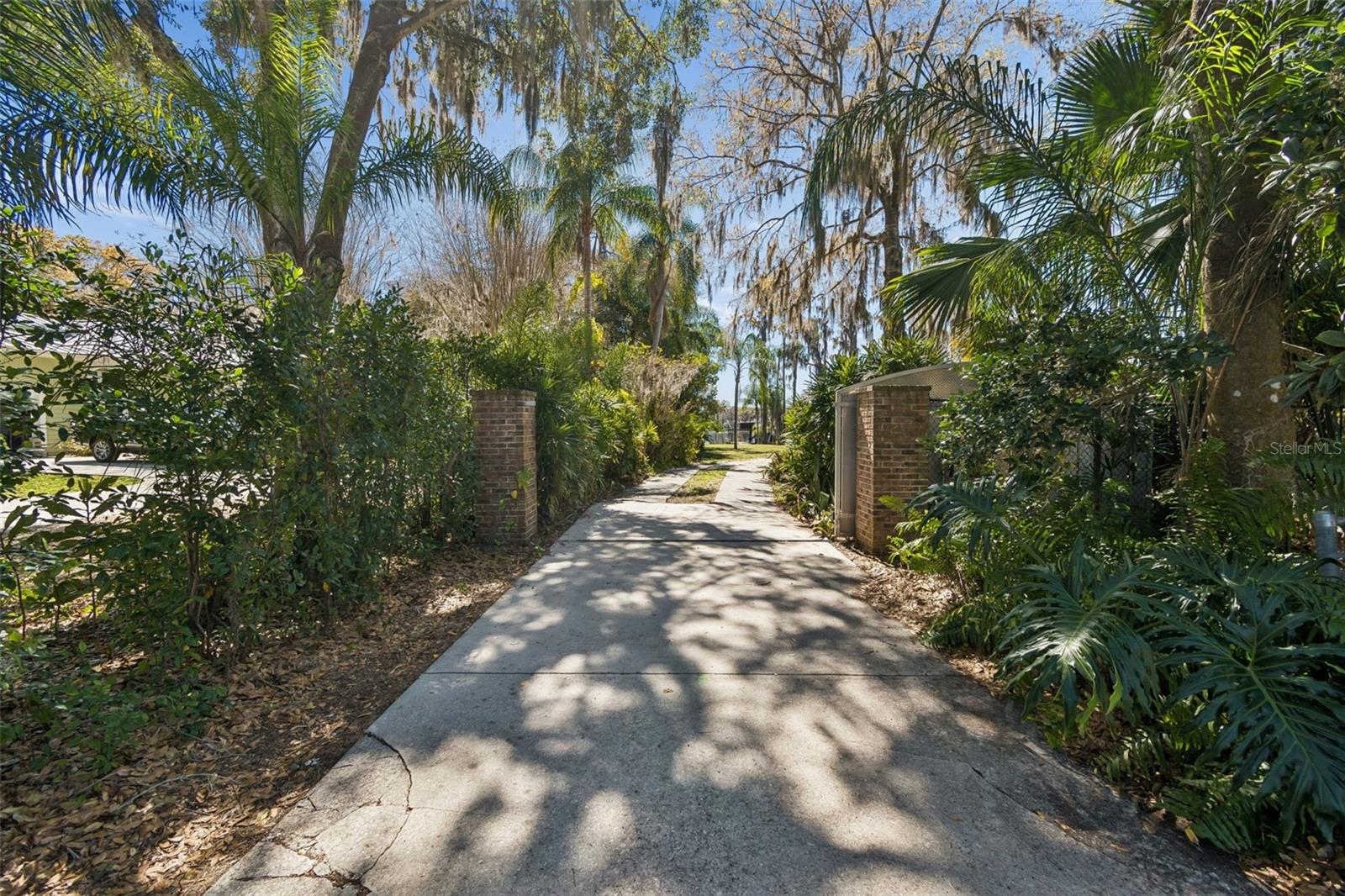 16515 Lake Church Drive, FL