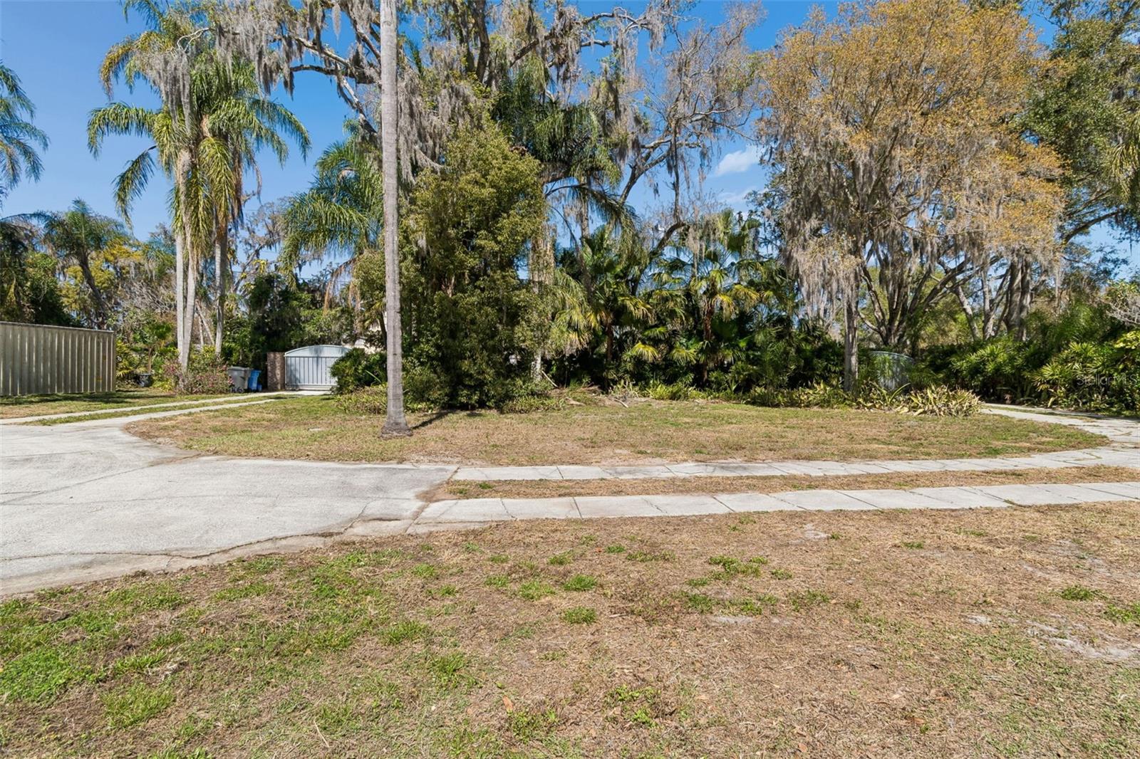 16515 Lake Church Drive, FL