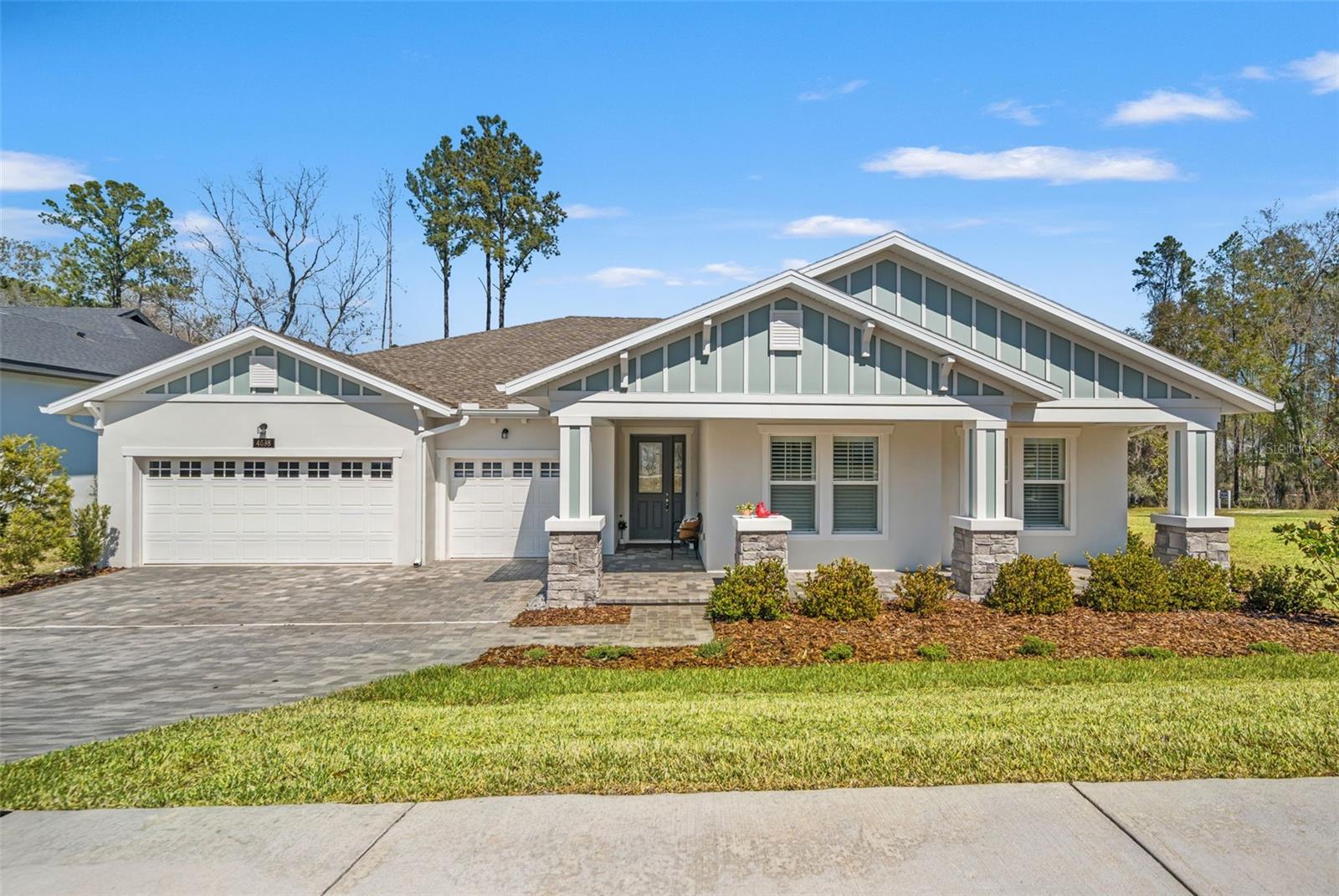 4698 Hickory Oak Drive, FL