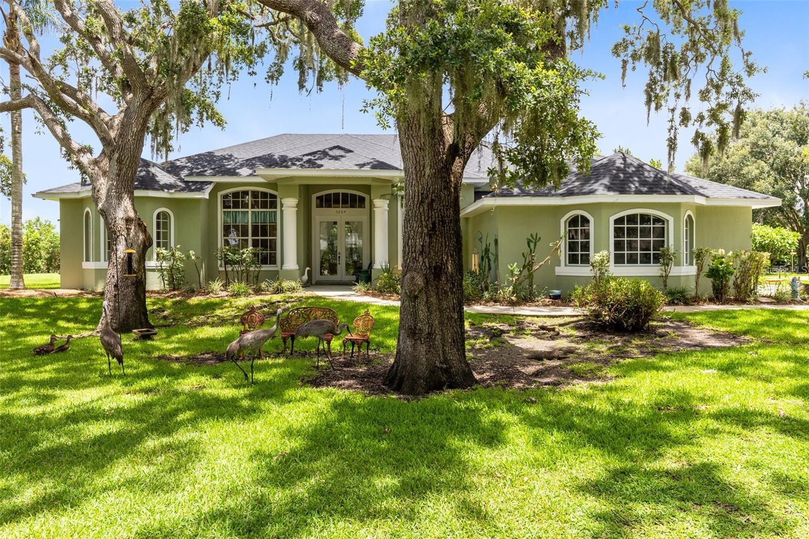5204 Hammock Pointe Court, FL