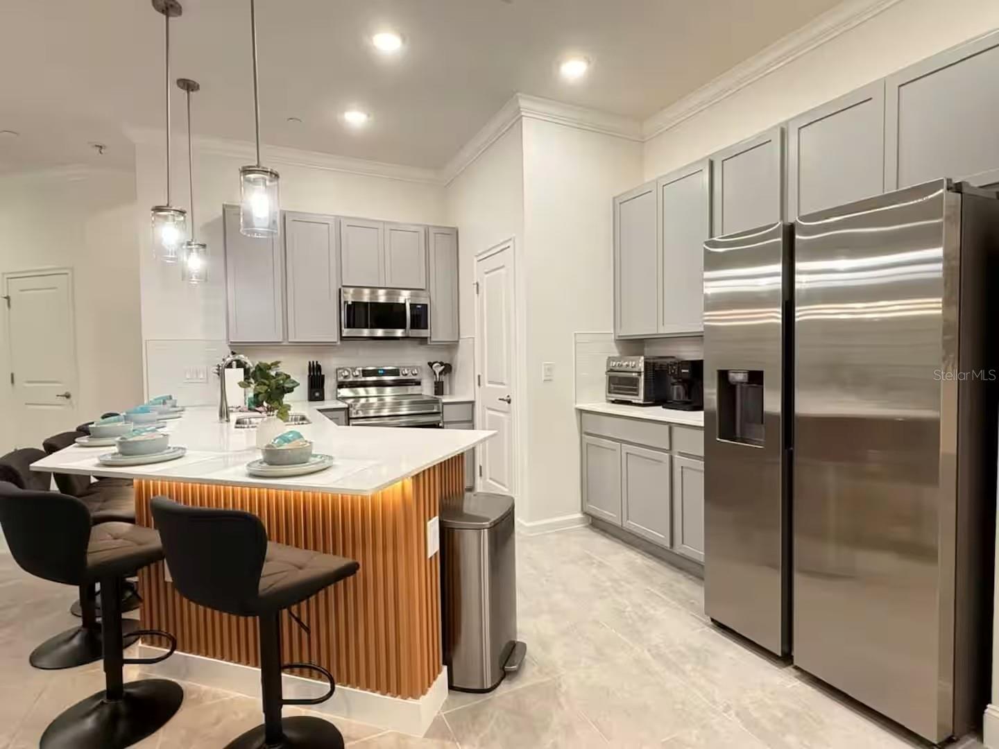 10437 Ebb Tide Lane, FL