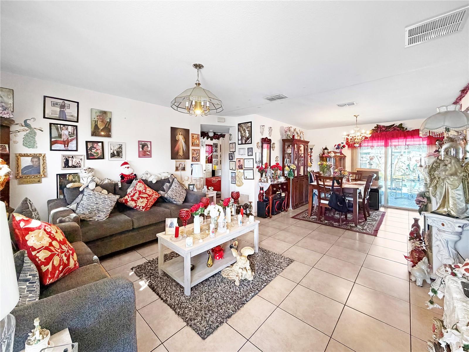 6305 Hillwood Drive, FL