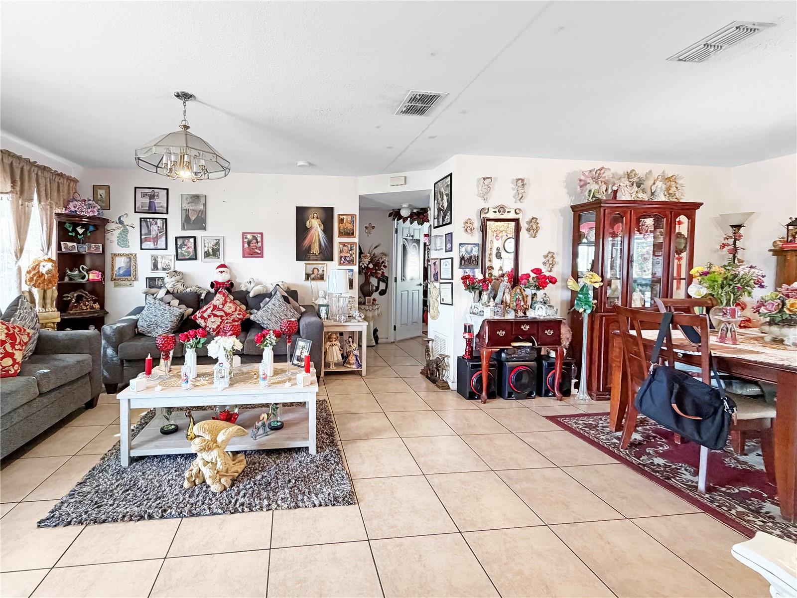 6305 Hillwood Drive, FL