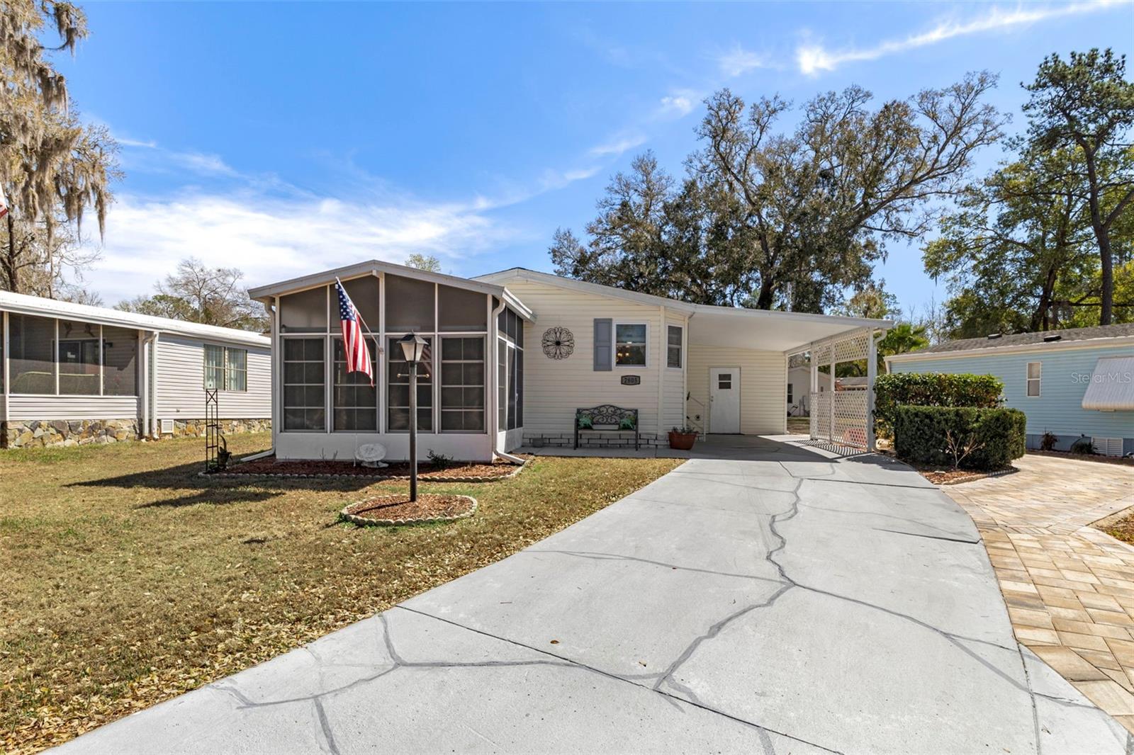 2805 Kingswood Circle, FL